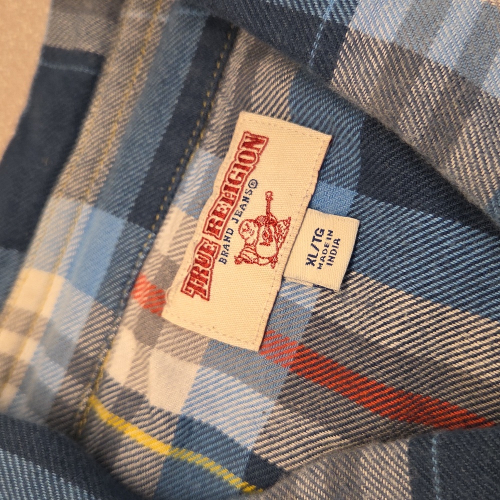 True Religion plaid western style  button down in EUC